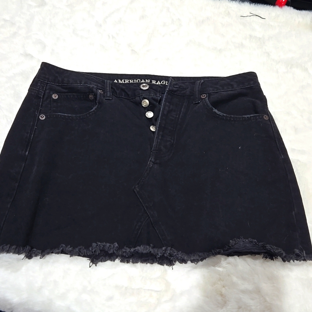 American Eagle Outfitters black denim raw hem skirt size 8